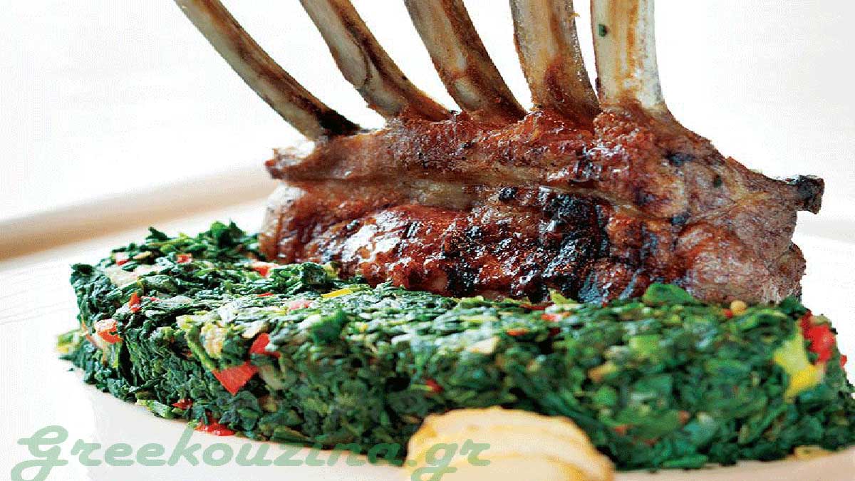 Αρνάκι στο φούρνο με σπανάκι: συνταγή που πρέπει να δείτε!