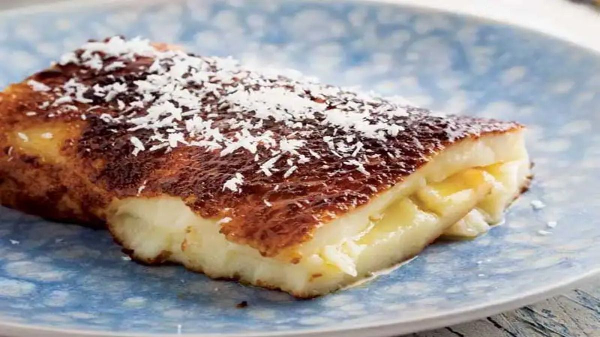 Γαλατόπιτα με γάλα καρύδας και ινδοκάρυδο