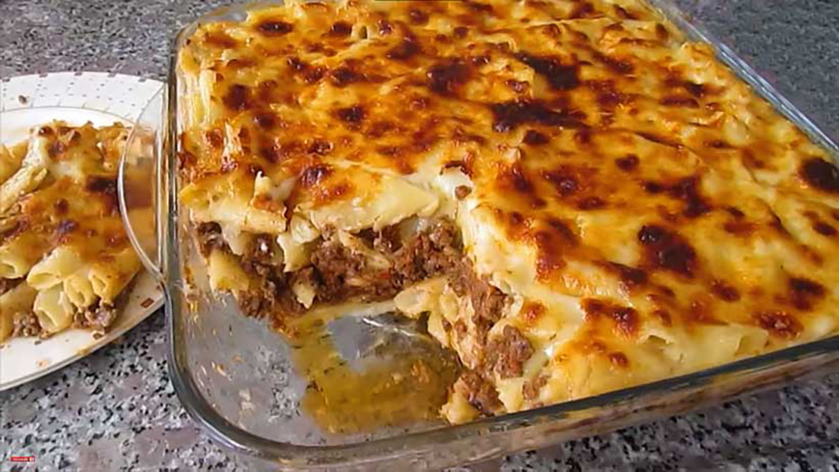 Μακαρόνια στο φούρνο με κρούστα: για τους λάτρεις της πάστας