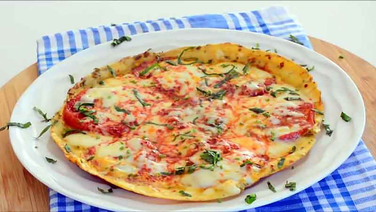 Ομελέτα με μανούρι και ντομάτα: ένα εύκολο και νόστιμο πιάτο