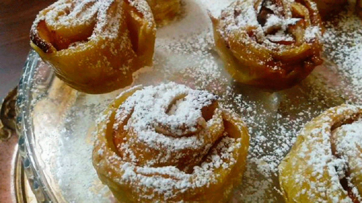 Τριαντάφυλλα μήλου: Μια πολύ πρωτότυπη συνταγή με μήλα